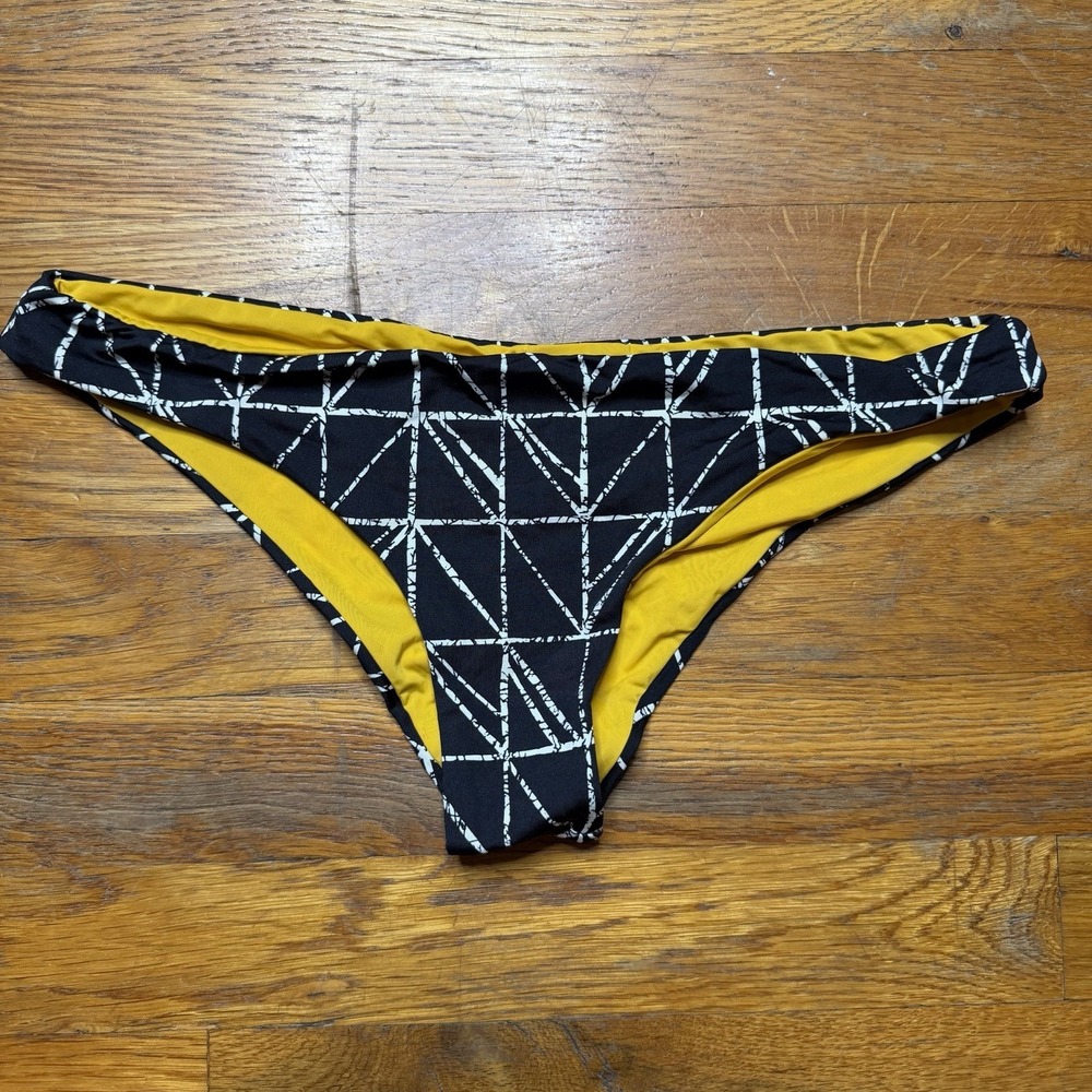 Dolce Vita Women's Bikini Bottom Medium Black Geometric Print Reversible Yellow